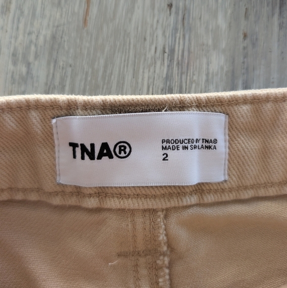 Aritzia TNA Greenwich Khaki Women's 2 - Picture 7 of 11